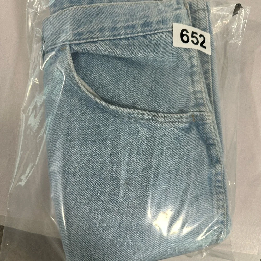 Wrangler Denim Dad Shorts Men's Relaxed Fit 38x10 Light Wash Distressed Workwear